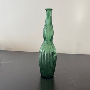 Vintage Emerald Green Empoli
Genie Bottle 15 Inches No Stopper